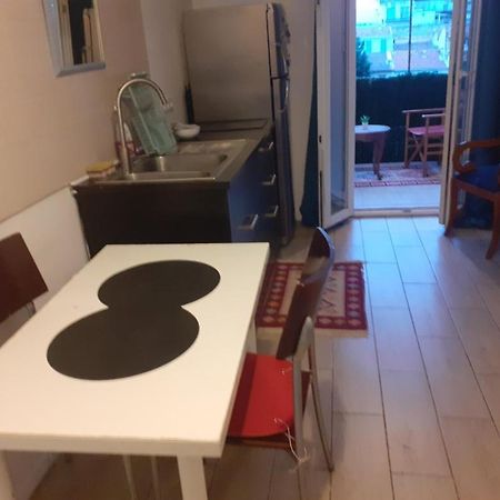 Appartement Calme Avec Terrasse Marseille Bagian luar foto