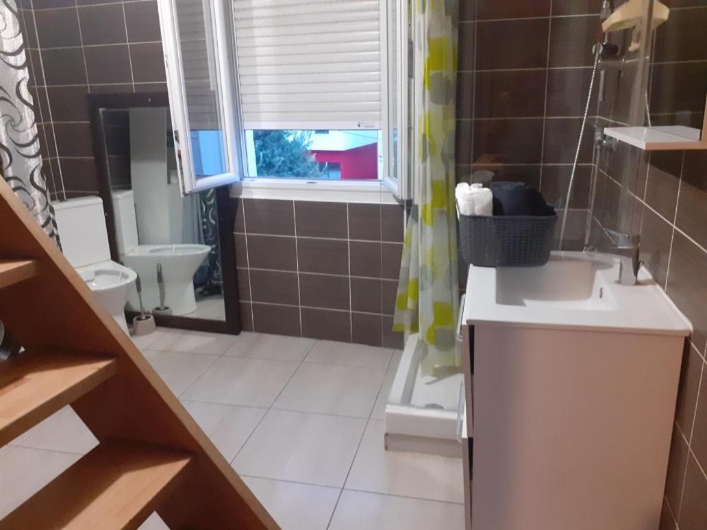 Appartement Calme Avec Terrasse Marseille Bagian luar foto